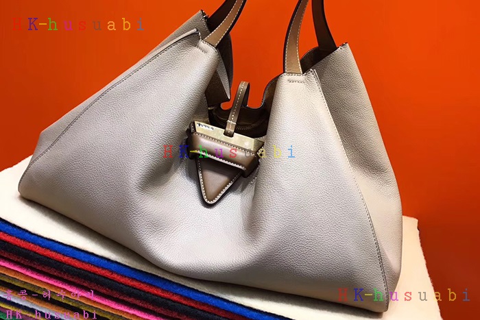 �ڹ̷��ޡ�NEW 18S/S �ο��� �ֽŻ� �ٸ����γ� Mink�÷� ��Ʈ�� LO888969