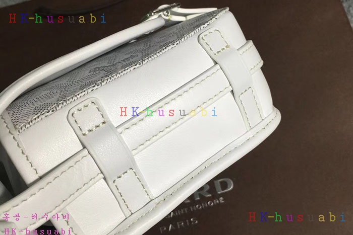 �ڹ̷��ޡ� ���ߵ� �Ż� �޽����� GY 355840-19