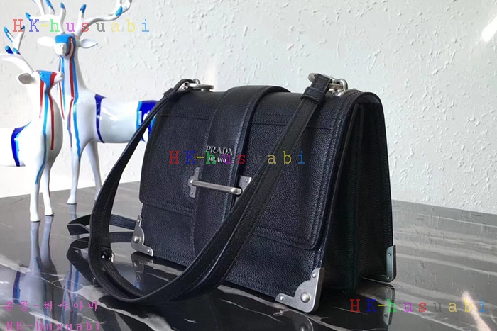 �ڹ̷��ޡ� ����� ī�̿� ����� PR 1BD095 