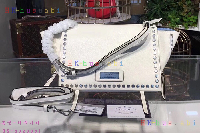 �ڹ̷��ޡ� ����� ����Ʈ ��Ƽ�� ����� PR 1BD081-4