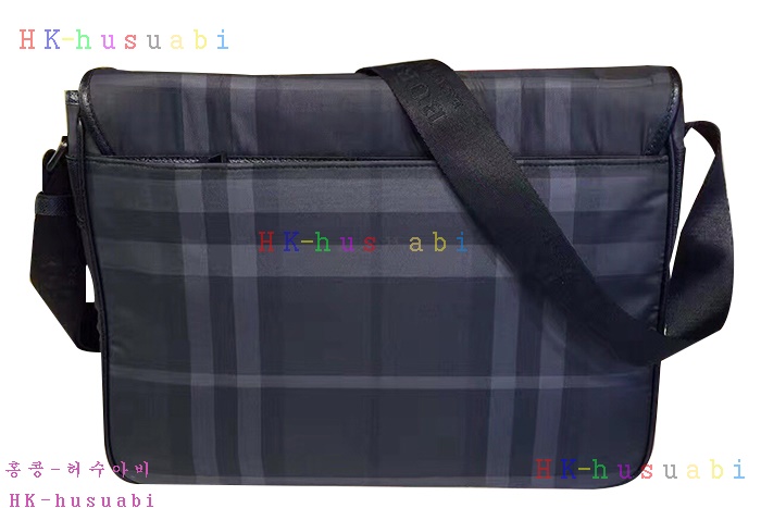 �ڹ̷��ޡ� ������ �Ż� ũ�ν��� BB68066