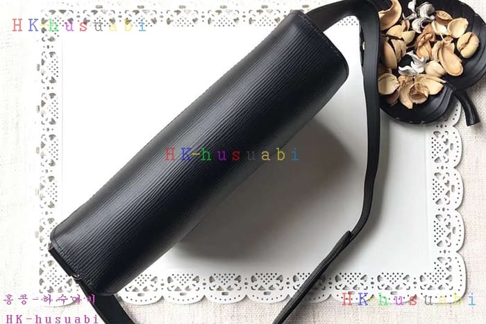 �ڹ̷��ޡ� ���̺��� ������ ũ�ν��� M53404