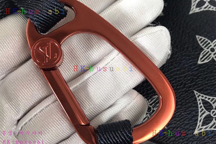 �ڹ̷��ޡ� ���̺��� ��Ŀ���� ���� M43693