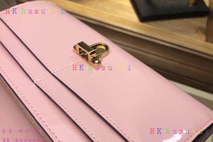 �ڹ̷��ޡ� ���̺��� ü����� ���� M61719-2