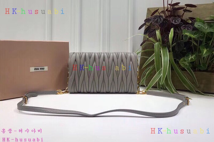 �ڹ̷��ޡ� �̿�̿� ���׶� Ŭ��ġ������  MM 5BH017-4