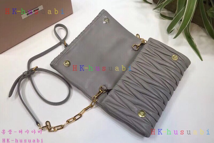 �ڹ̷��ޡ� �̿�̿� ���׶� Ŭ��ġ������  MM 5BH017-4