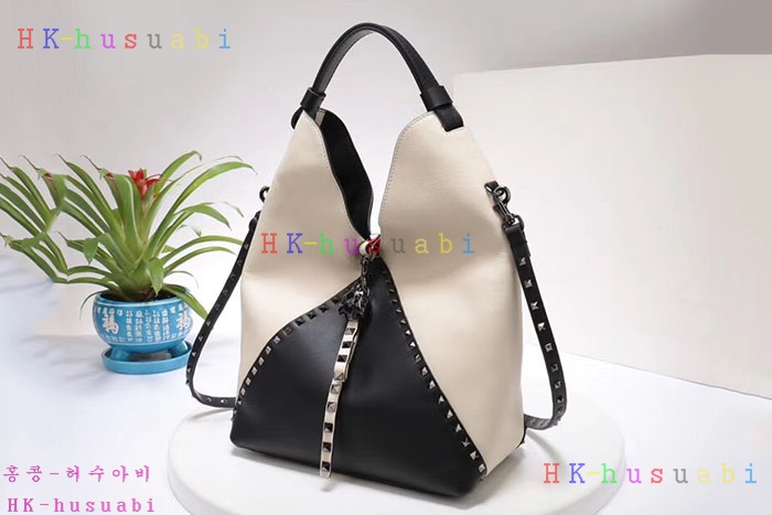�ڹ̷��ޡ� �߷�Ƽ�� �����͵� ȣ���� �Ż� V 2A050-2