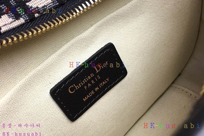�ڹ̷��ޡ� ��� ������ũ ī�޶�� DR 582248