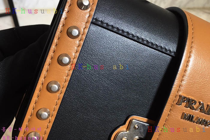 �ڹ̷��ޡ� ����� ī�̿��� PR 1BD045-2