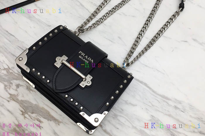 �ڹ̷��ޡ� ����� ī�̿��� PR 1BD045-6