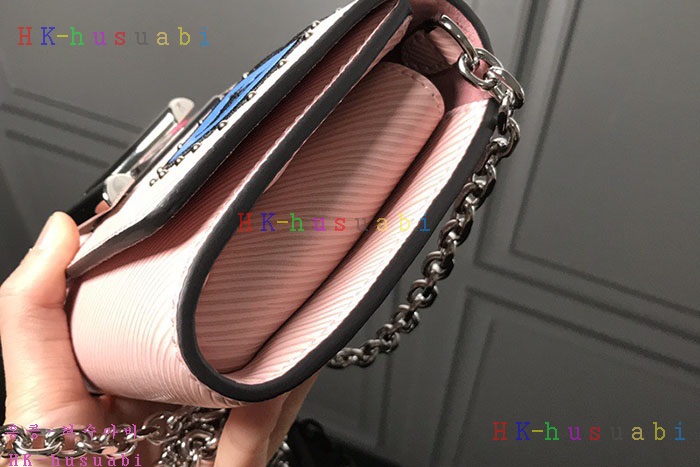 �ڹ̷��ޡ� ���̺��� Ʈ����Ʈ ü�� ������ M63320-2