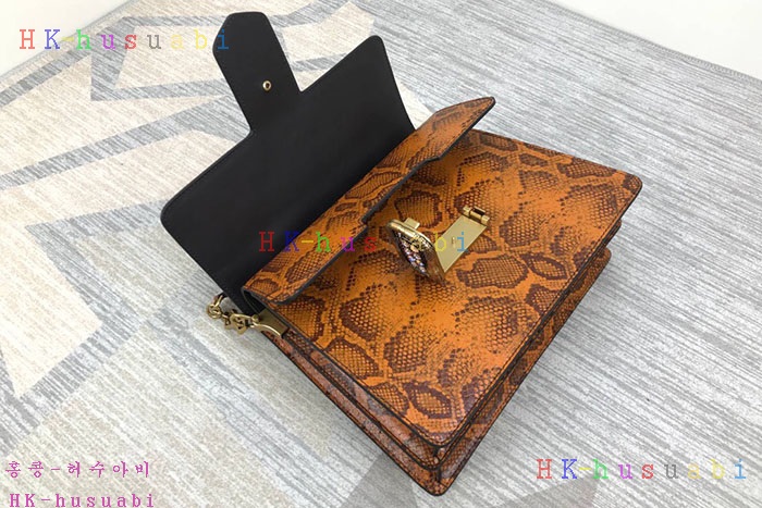 �ڹ̷��ޡ� ���� ���̽� ž �ڵ�� GU 513138