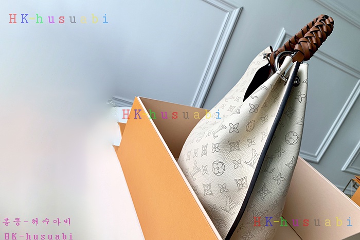 �ڹ̷��ޡ� ���̺��� ī�� ȣ���� M53188